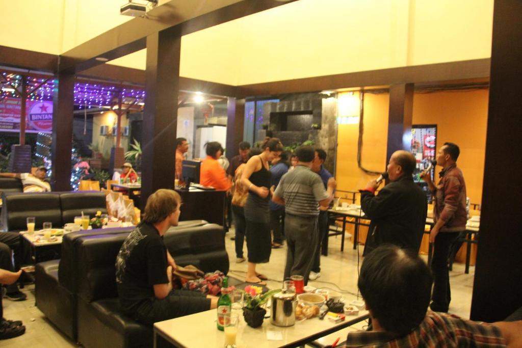 Hotel Sing A Song Pematangsiantar Esterno foto