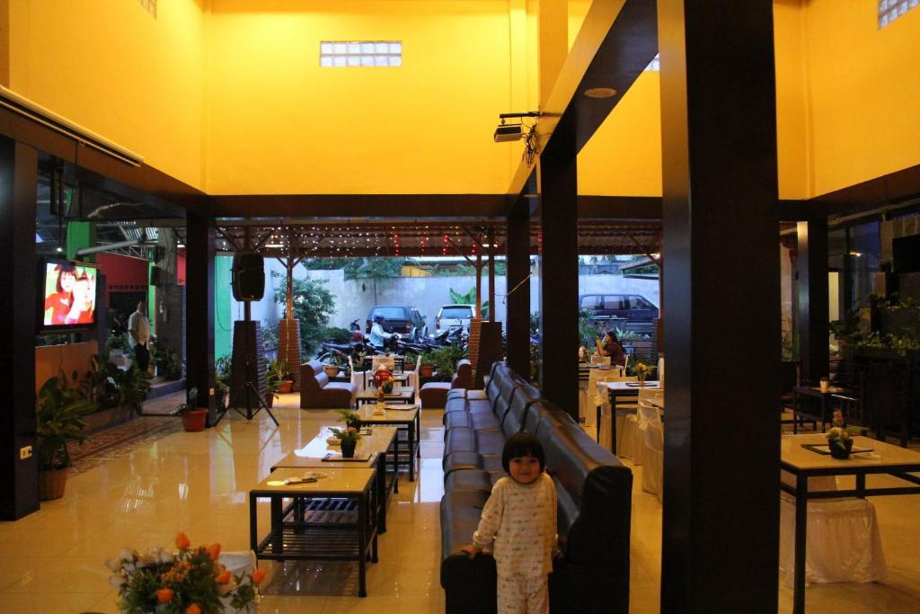 Hotel Sing A Song Pematangsiantar Esterno foto